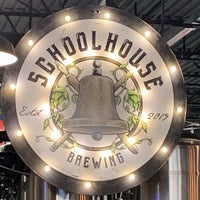 Foto tirada no(a) Schoolhouse Brewing por Brian Z. em 3/29/2023