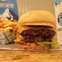 Photo taken at Elevation Burger by Chris P. on 11/15/2013