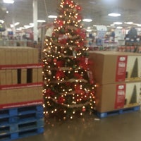 Photo taken at Sam&amp;#39;s Club by Ayokunke C. on 11/20/2015