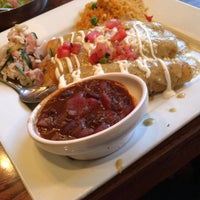 9/19/2016 tarihinde Jillian M.ziyaretçi tarafından Rj Mexican Cuisine'de çekilen fotoğraf