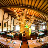 Photo taken at Restaurante Rancho da Costela by Murillo P. on 3/19/2024