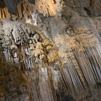 Das Foto wurde bei Lake Shasta Caverns von Sneha G. am 7/2/2022 aufgenommen