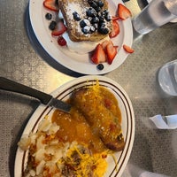 Photo taken at Breakfast Queen by Paudrey H. on 2/11/2023