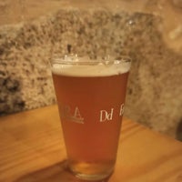 Photo taken at Letraria - Craft Beer Garden Porto by Ivan T. on 12/15/2022