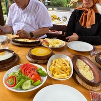 Photo taken at Cansu Alabalık Tesisleri by Erva Y. on 7/9/2022