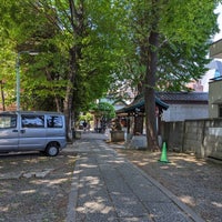 Photo taken at 穏田神社 by Michael R. on 4/28/2024