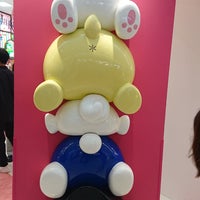 Photo taken at Hello Kitty Japan by 甲斐瀬二 on 5/7/2023