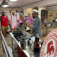 Foto tirada no(a) Papa&amp;#39;s Pilar Rum Distillery, Hemingway Rum Company por Sheila D. em 8/6/2022