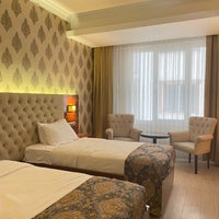 Photo taken at Reis Inn Hotel by M ✨. on 11/9/2022
