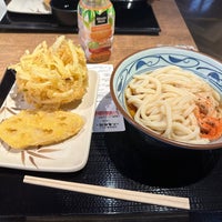 Photo taken at 丸亀製麺 テラッセ納屋橋店 by Taktanel on 4/2/2023
