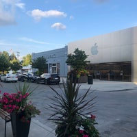 Photo taken at Apple Suburban Square by B on 9/4/2022