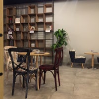รูปภาพถ่ายที่ RECIPE Café โดย Amenah M. เมื่อ 9/17/2017
