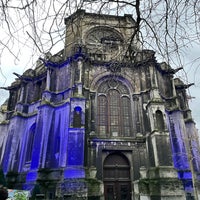 Photo taken at Église Sainte-Catherine / Sint-Katelijnekerk by Karsten V. on 12/22/2023