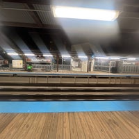 Photo taken at CTA - Southport by Tea R. on 10/31/2023