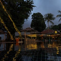 Photo taken at Sofitel Singapore Sentosa Resort &amp;amp; Spa by AMAL on 9/24/2023