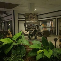 Photo taken at Trader Vic&amp;#39;s by R on 8/5/2022