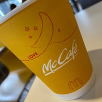 Photo taken at McDonald&amp;#39;s by 能継 上. on 9/22/2022