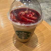 Photo taken at Starbucks by ベリンダ柴戸 on 2/1/2024