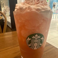 Photo taken at Starbucks by ベリンダ柴戸 on 8/8/2023