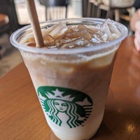 Photo taken at Starbucks by ポリゴン on 4/12/2024