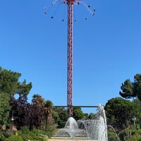 Photo taken at Parque de Atracciones de Madrid by Tânia L. on 7/5/2021