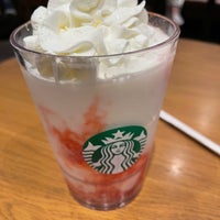Photo taken at Starbucks by Meishi W. on 5/27/2023