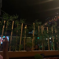 Foto diambil di Dubaii Cafe Restaurant oleh Sim pada 8/12/2022
