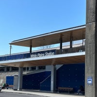 Photo taken at Metro North - White Plains Train Station by ゆっ on 3/27/2023