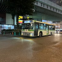 Photo taken at Namba Bus Stop for Osaka Airport by ゆっ on 12/3/2023