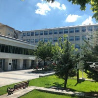 Foto tirada no(a) TED Üniversitesi por Sena Özkaya em 6/24/2020