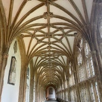 Photo taken at Wells Cathedral by Anila J. on 11/8/2022