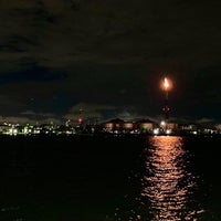 Photo taken at 東扇島東公園 by Taizi N. on 8/27/2023