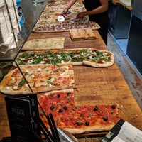 Photo taken at Pazzi X Pizza by Flaki on 5/27/2019