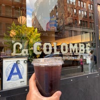 Photo taken at La Colombe Coffee Roasters by Santiago E. on 6/14/2023