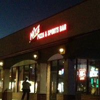 1/21/2013 tarihinde Brian F.ziyaretçi tarafından Hitz Pizza &amp;amp; Sports Bar'de çekilen fotoğraf