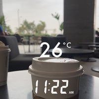 Photo taken at Starbucks by Moe 👑 on 9/12/2023