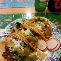 8/29/2018 tarihinde Jay C.ziyaretçi tarafından Tacos El Chilango'de çekilen fotoğraf