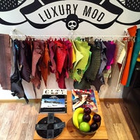 Foto tirada no(a) Luxury Mod Atelier por Катриночка em 5/15/2015