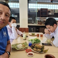 Photo taken at Warung Nasi Ampera Pemuda by agung d. on 10/14/2022