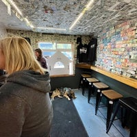 Foto scattata a Doghaus Brewery da Dave P. il 10/25/2022