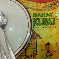 Foto scattata a Bahay Kubo Restaurant da Chris B. il 12/29/2016