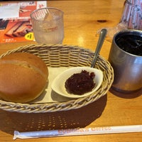 Photo taken at Komeda&amp;#39;s Coffee by めぐ on 10/29/2022