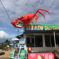 Foto tirada no(a) Seaview Cafe por tsvnq em 4/21/2017