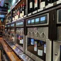 Photo taken at Joe&amp;#39;s Wine Cellar by narni on 11/27/2018