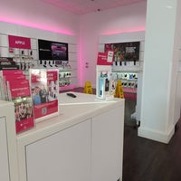 Photo taken at T-Mobile by narni on 9/19/2022