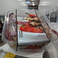 Photo taken at Costco by narni on 4/19/2023