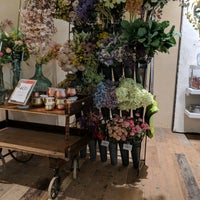 Photo taken at Anthropologie by narni on 5/25/2019