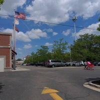 6/5/2021에 narni님이 The Salvation Army Family Store &amp;amp; Donation Center에서 찍은 사진