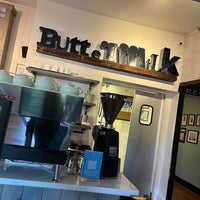 Foto tirada no(a) Buttermilk Kitchen por Mona V. em 4/23/2023