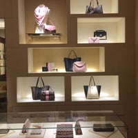 LV in Nordstrom - added location in Seattle